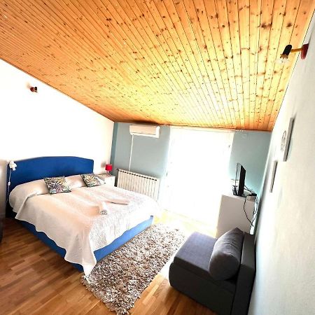 Apartments Toni โปดสตรานา ภายนอก รูปภาพ