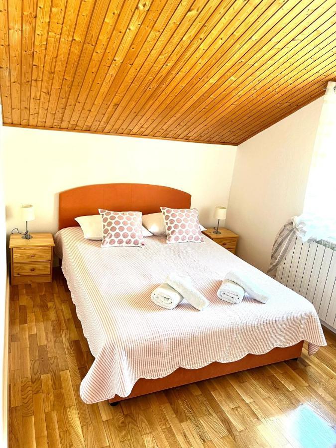 Apartments Toni โปดสตรานา ภายนอก รูปภาพ