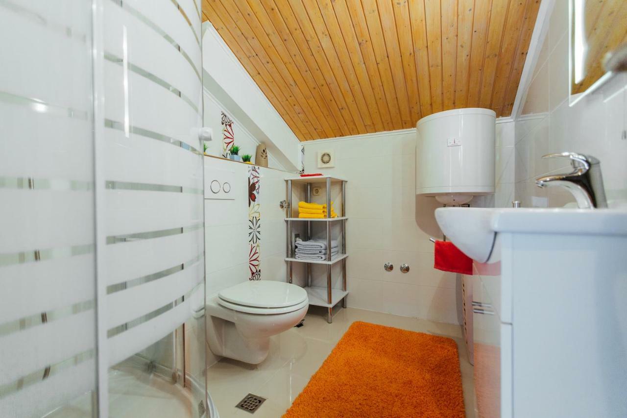 Apartments Toni โปดสตรานา ภายนอก รูปภาพ